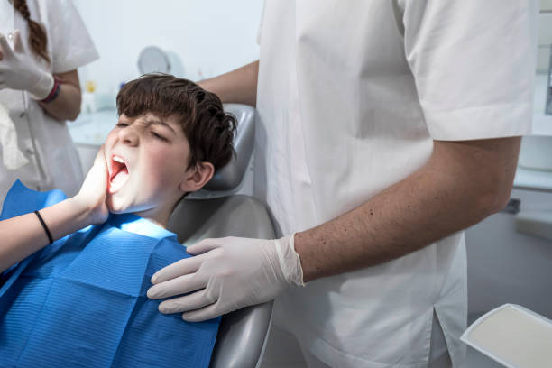 Best Cracked Tooth Emergency Dentist  in Dale, PA